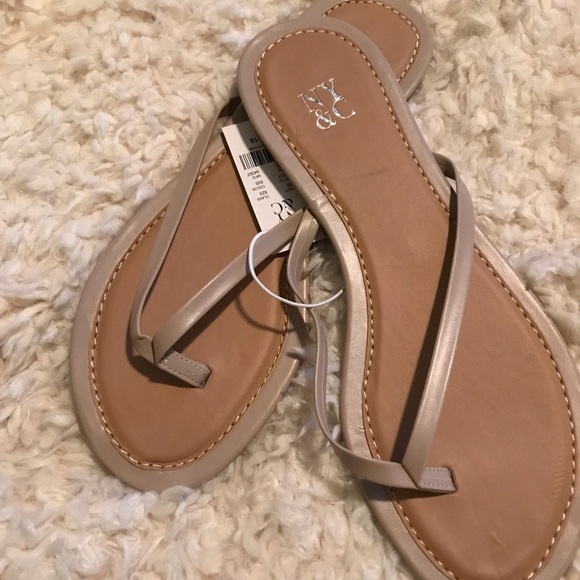 Sandals - Picture 2 of 3